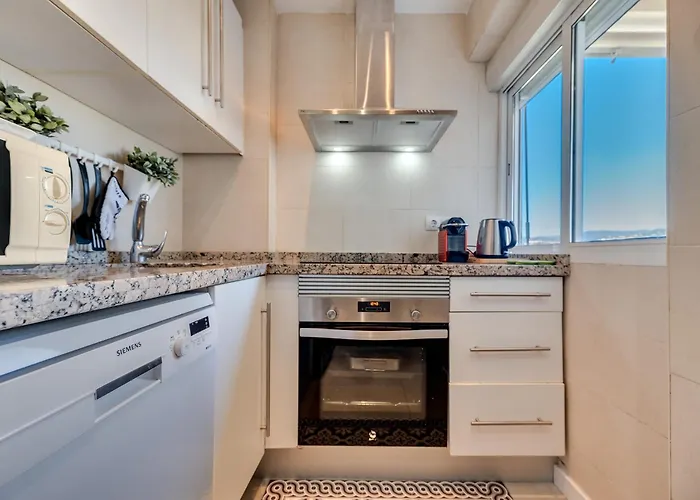 Piso Neguri * 马尔韦利亚